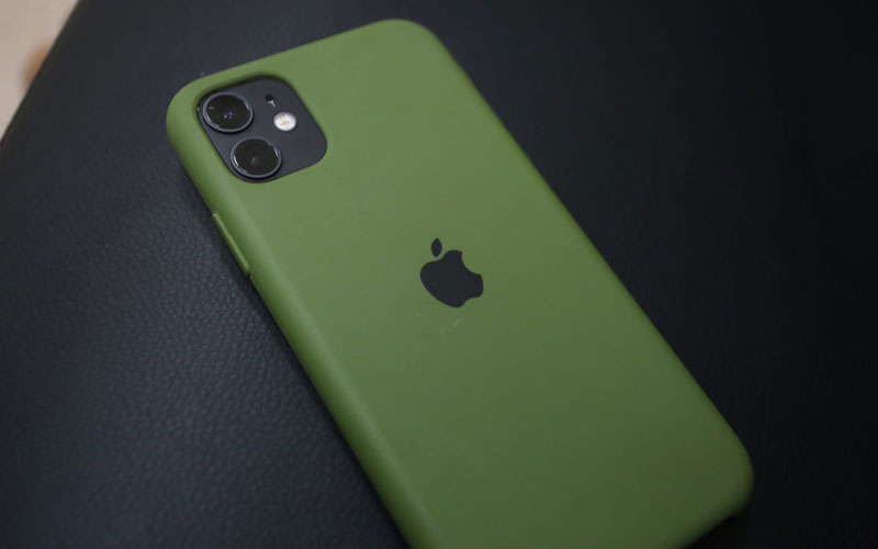 Перед Рождеством мошенники рассылают картинки в мессенджерах