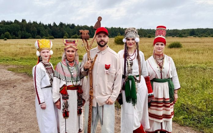 ст