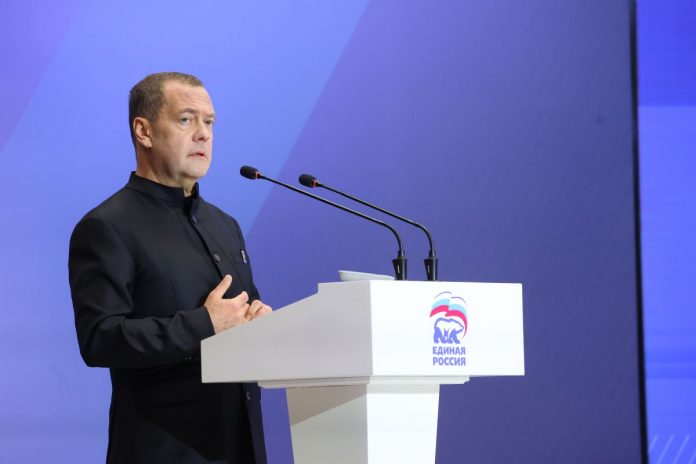 1moT4jVoVHbo8aWNUC8z