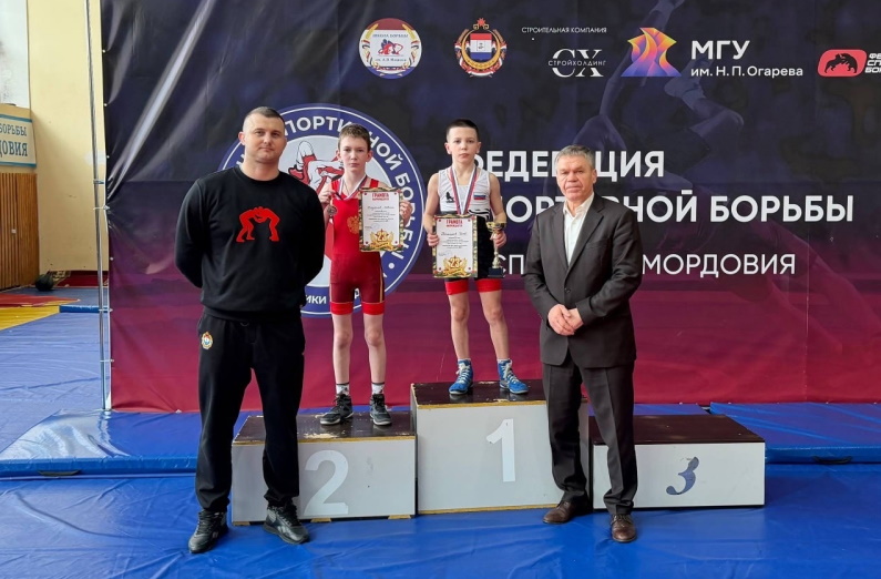 В Мордовии прошел республиканский турнир по греко‑римской борьбе